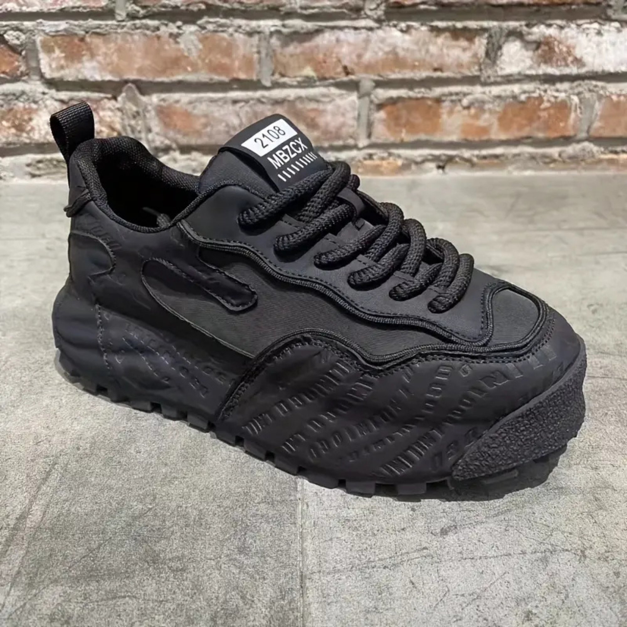 Swavy Sneaker MBZCX — Uranium Waves